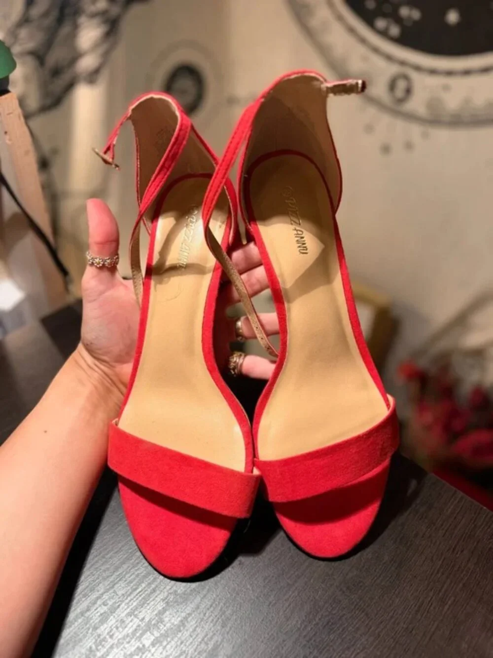 Women's Size 10 Pizz Annu Scarlet Red Chunky Open-toed Short Heels